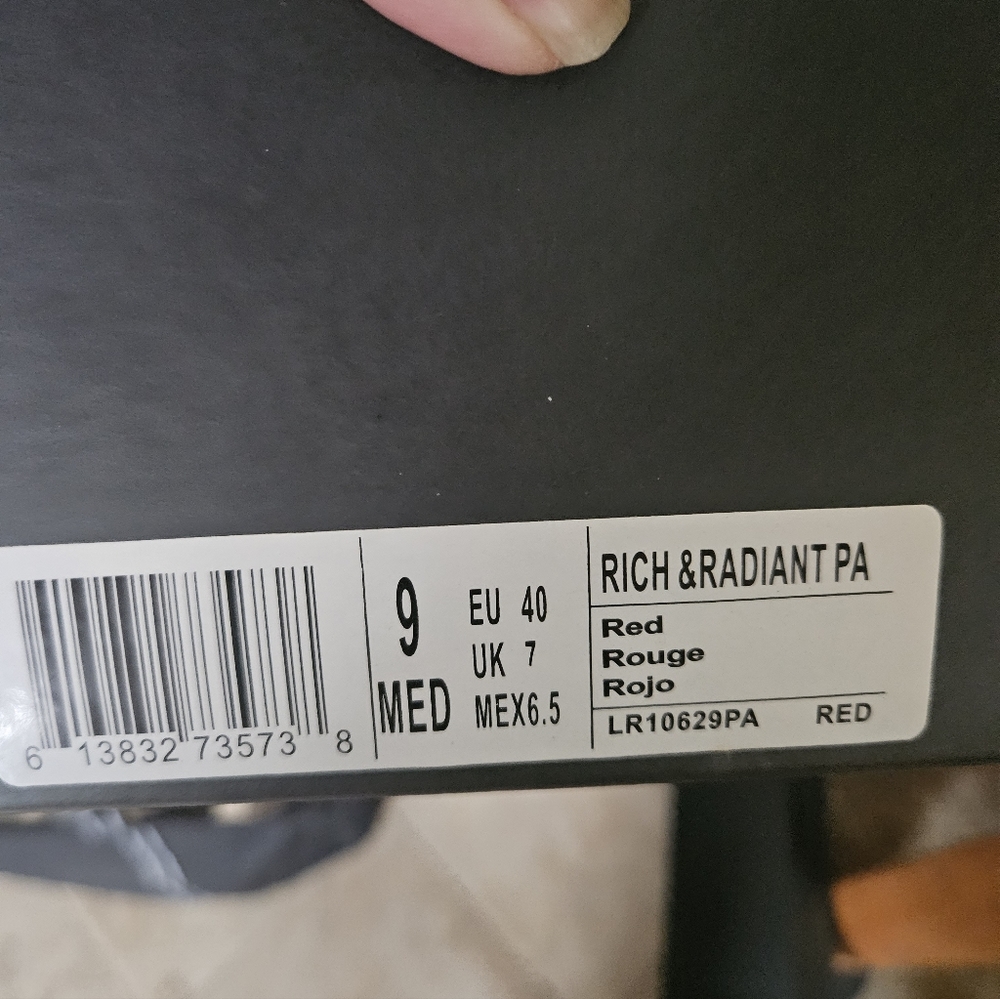 Red Peep-toe sling back heels Kenneth Cole Size 9. New with Box. Never worn.